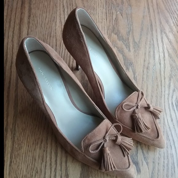 Ann Taylor Aiden Suede Tasseled Loafer Pump Size 7.5 Academia Old Money Office - Picture 14 of 16